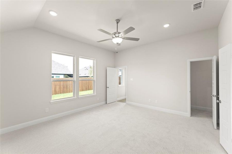 Spacious, unfurnished interior of a new home in Meadow Run, Melissa (Image 14). Spacious, unfurnished interior of a new home in Meadow Run, Melissa (Image 14).