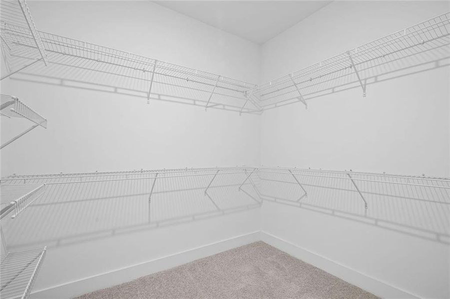 Spacious, unfurnished interior of a new home in , Alpharetta (Image 26).