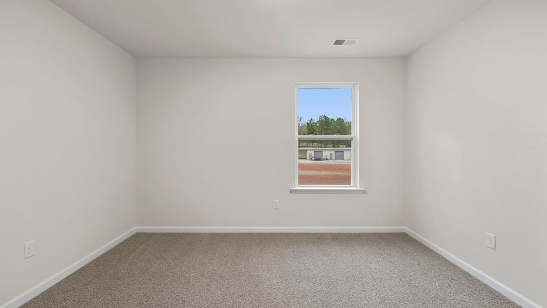 Spacious, unfurnished interior of a new home in Cedar Gap, Fountain Inn (Image 24).
