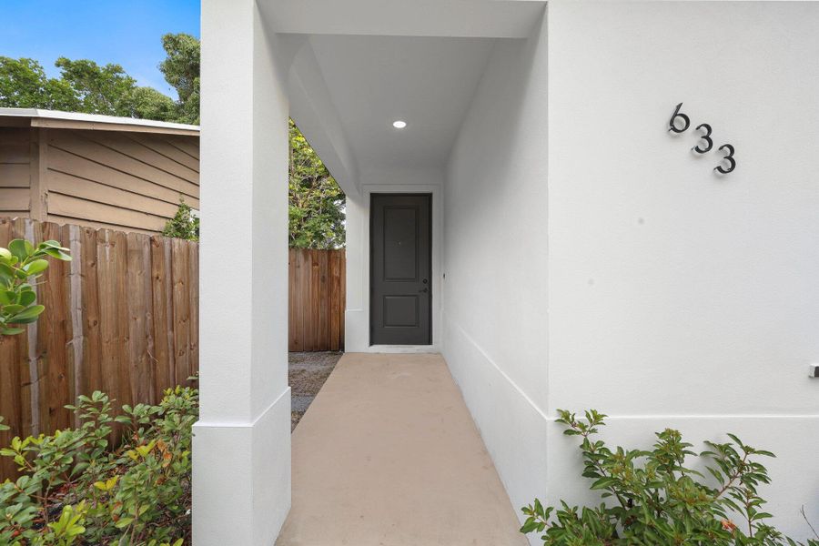 633 55th Street - 3.jpg-SMALL 633 55th Street - 3.jpg-SMALL