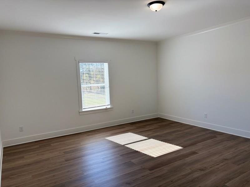 Spacious, unfurnished interior of a new home in Magnolia Ridge, Monroe (Image 39).