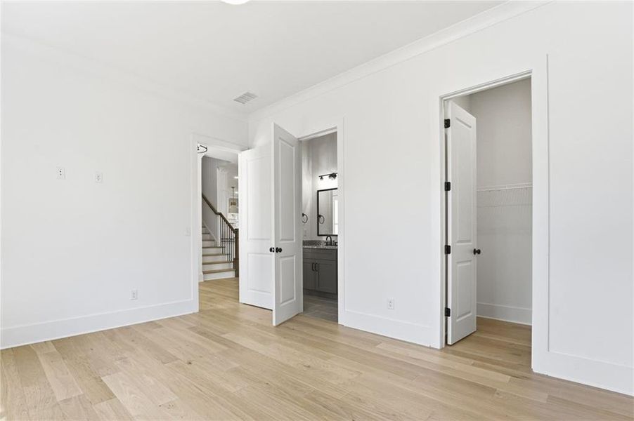 Spacious, unfurnished interior of a new home in , Marietta (Image 46).