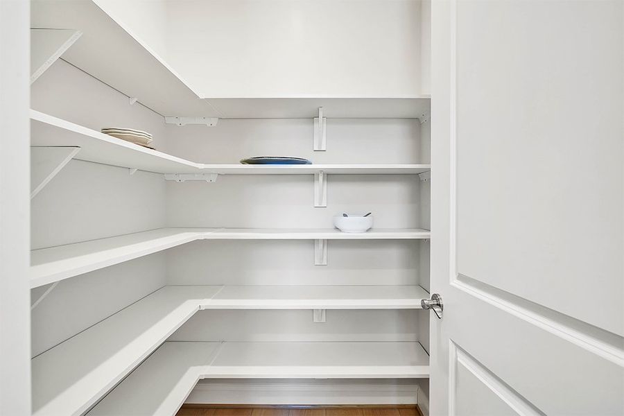 Charleston Harbor, Kitchen