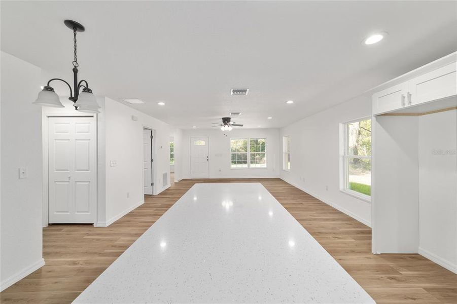 Spacious, unfurnished interior of a new home in , Belleview (Image 28).