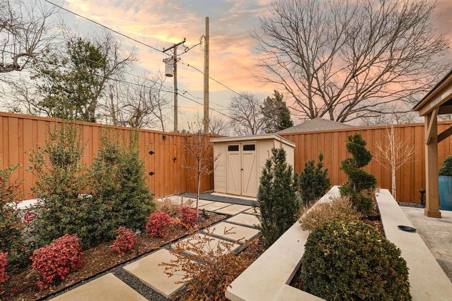 Image 25 of a home in .