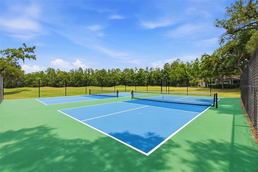 Community amenities in , Brooksville (Image 33).