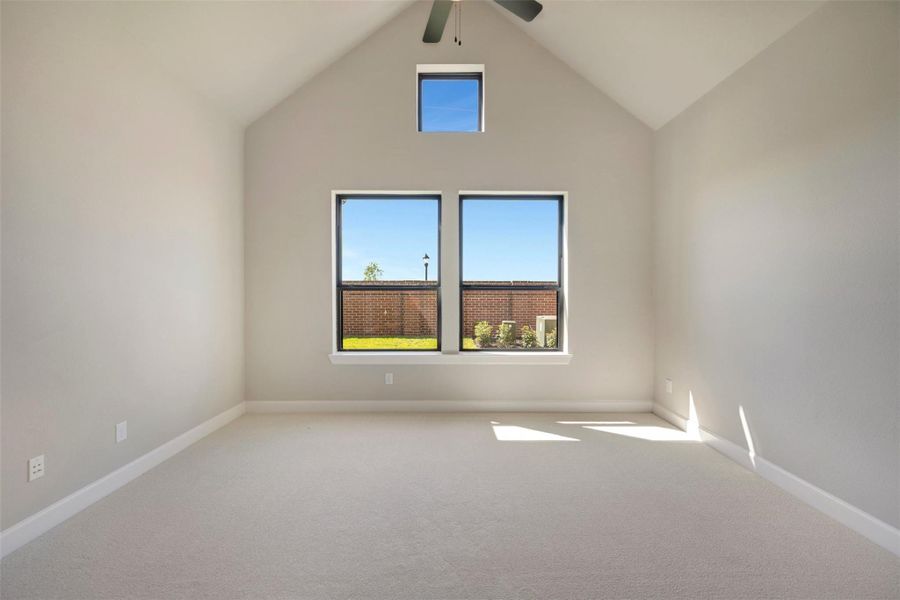 Spacious, unfurnished interior of a new home in Sienna - Grove Collection, Missouri City (Image 11).