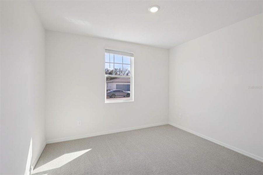 Spacious, unfurnished interior of a new home in Leyland Preserve - Classic Series, Brooksville (Image 25).