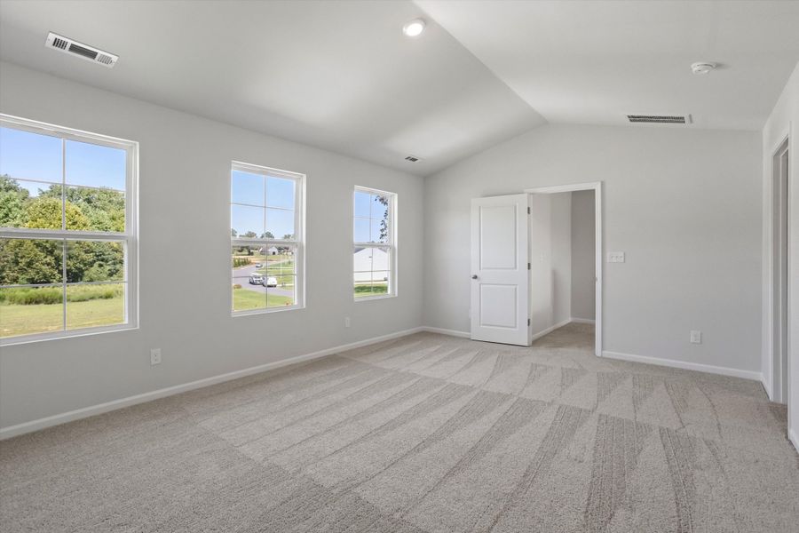 Spacious, unfurnished interior of a new home in Cambridge Reserve, Angier (Image 18).