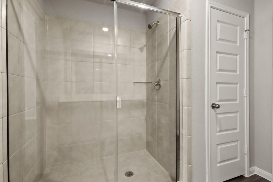 Furnished interior view inside a new home in Ridgeland Hills, Willis (Image 7).