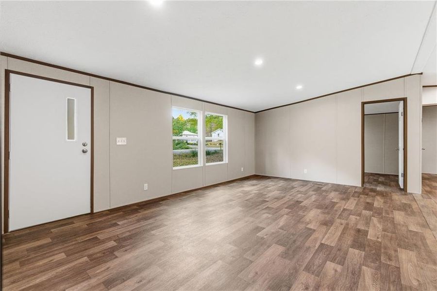 Spacious, unfurnished interior of a new home in , Dallas (Image 20).