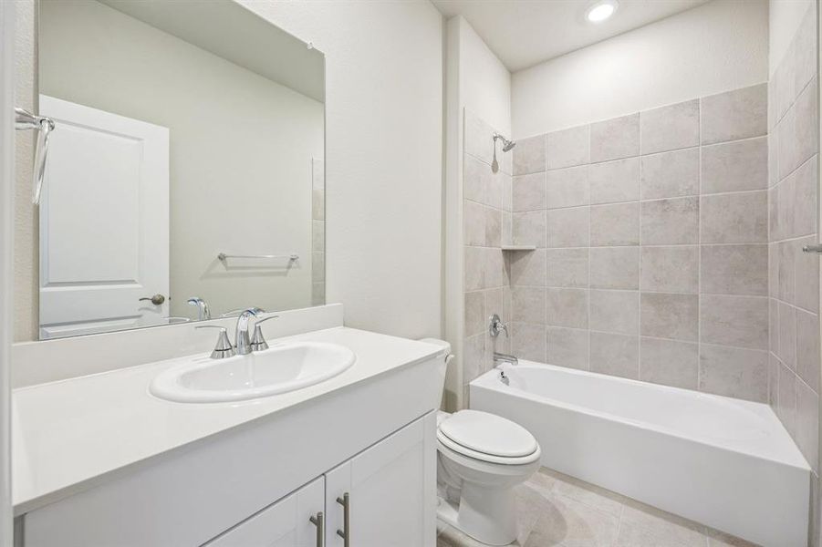 Photo is not of the actual home, but is an inspirational photo of builder’s model home and may depict options, furnishings, and/or decorator features that are not included. Photo is not of the actual home, but is an inspirational photo of builder’s model home and may depict options, furnishings, and/or decorator features that are not included.