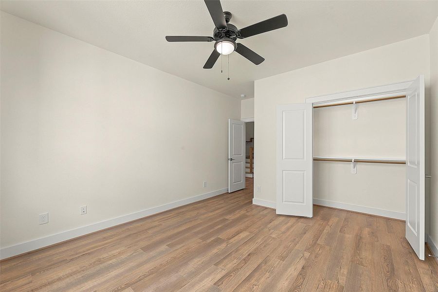 Spacious, unfurnished interior of a new home in , Houston (Image 39).