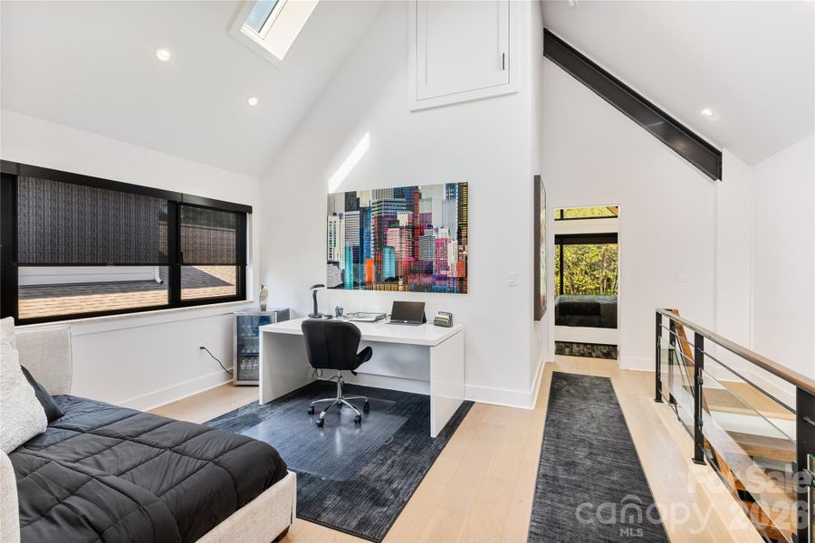 Loft/Office