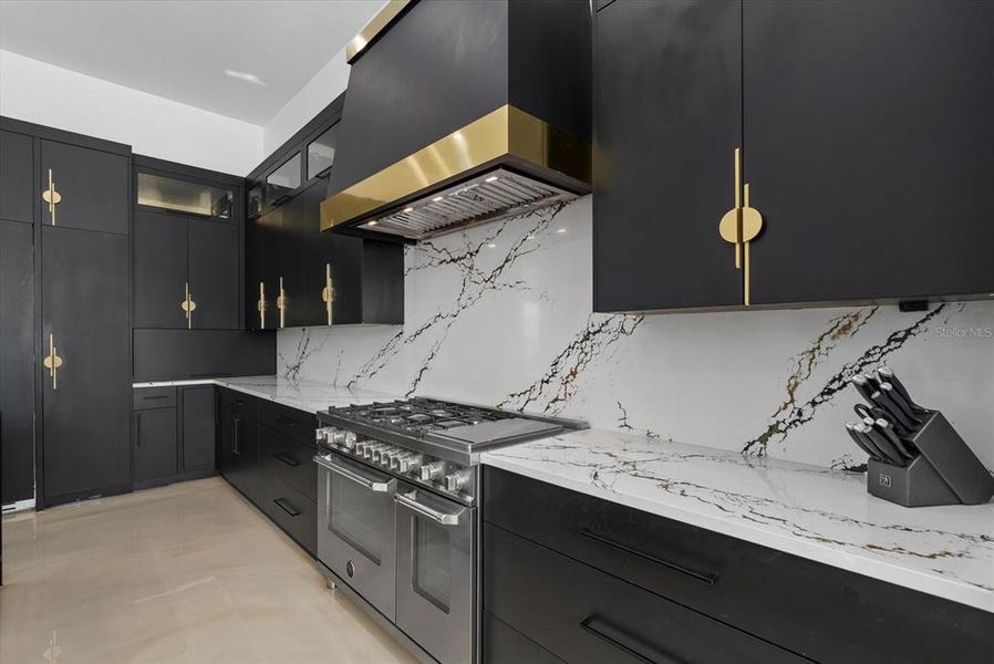 Furnished interior view inside a new home in , Osprey (Image 37).