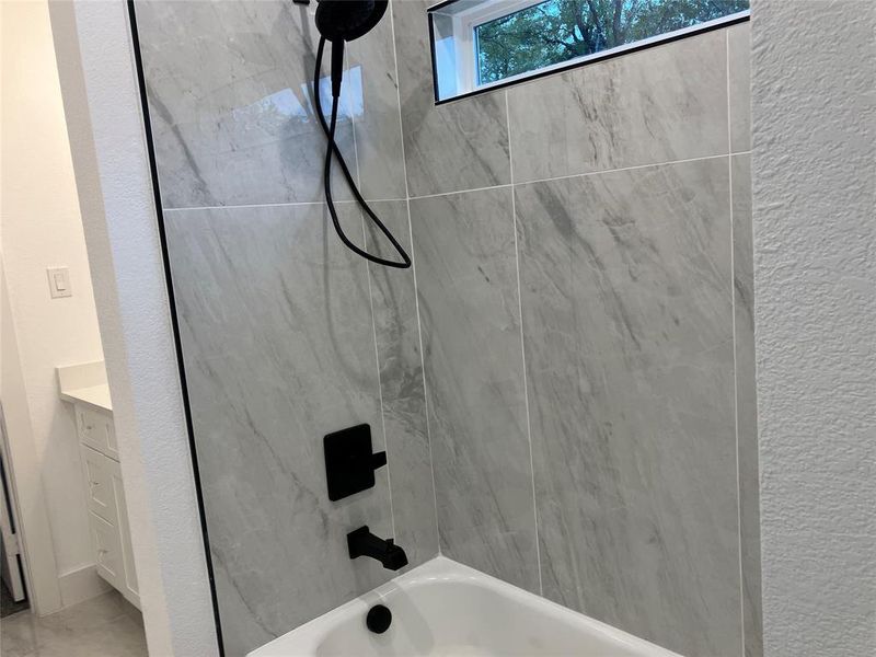 Image 13 of a home in .