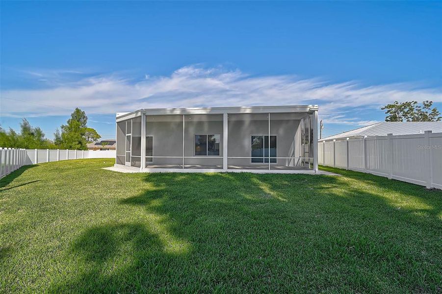 Exterior details and patio area of a home in , North Port (Image 27).