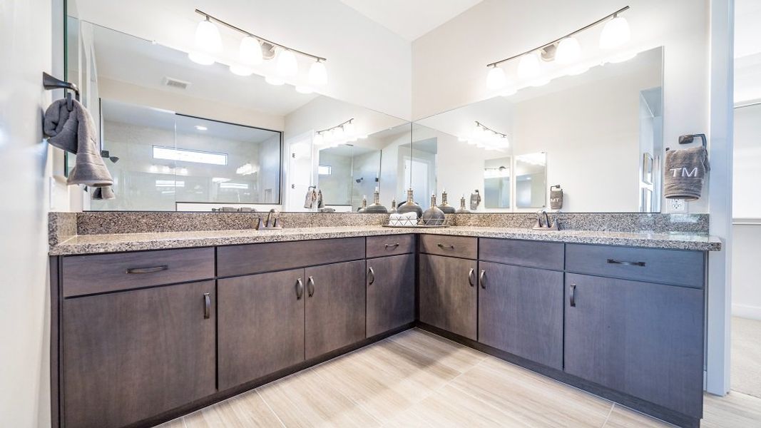 Furnished interior view inside a new home in Estrella, Goodyear (Image 29).