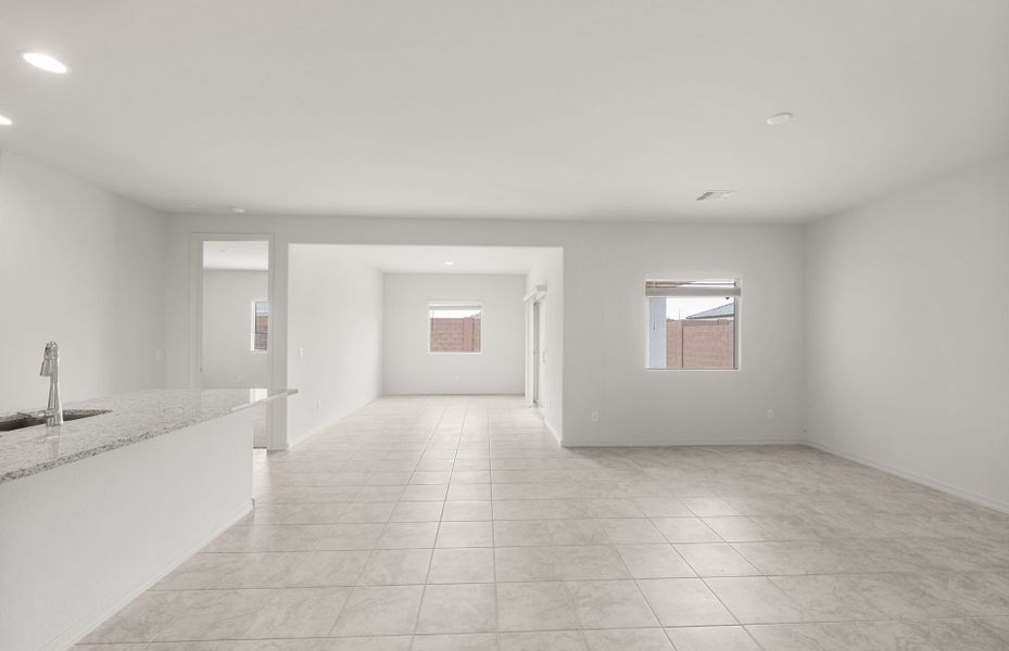 Spacious, unfurnished interior of a new home in Hayden Estates, Buckeye (Image 19). Spacious, unfurnished interior of a new home in Hayden Estates, Buckeye (Image 19).