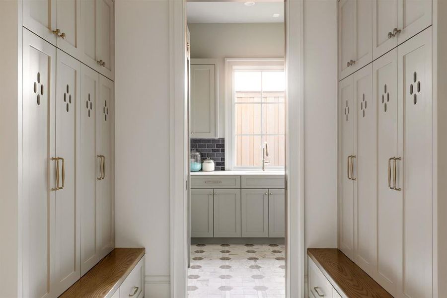 Furnished interior view inside a new home in , Frisco (Image 15).