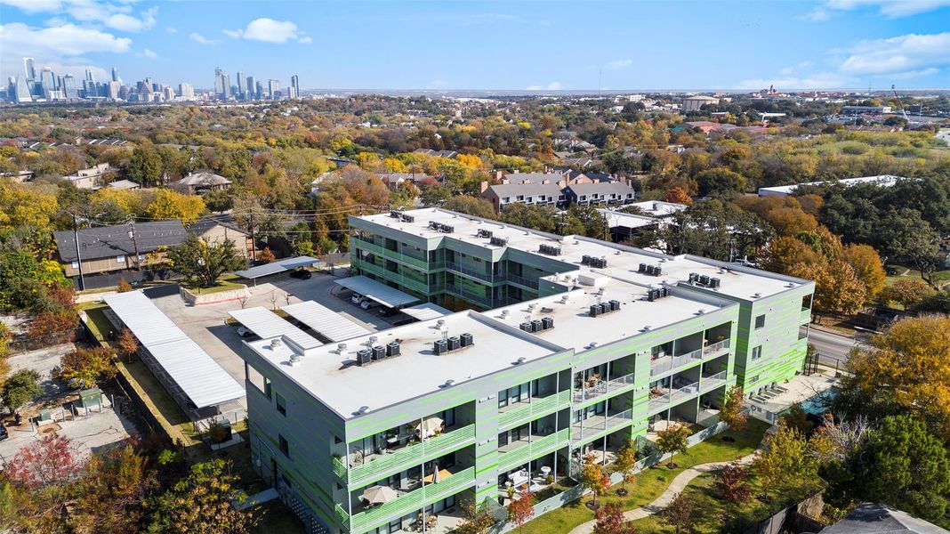 Aerial view with a view of city