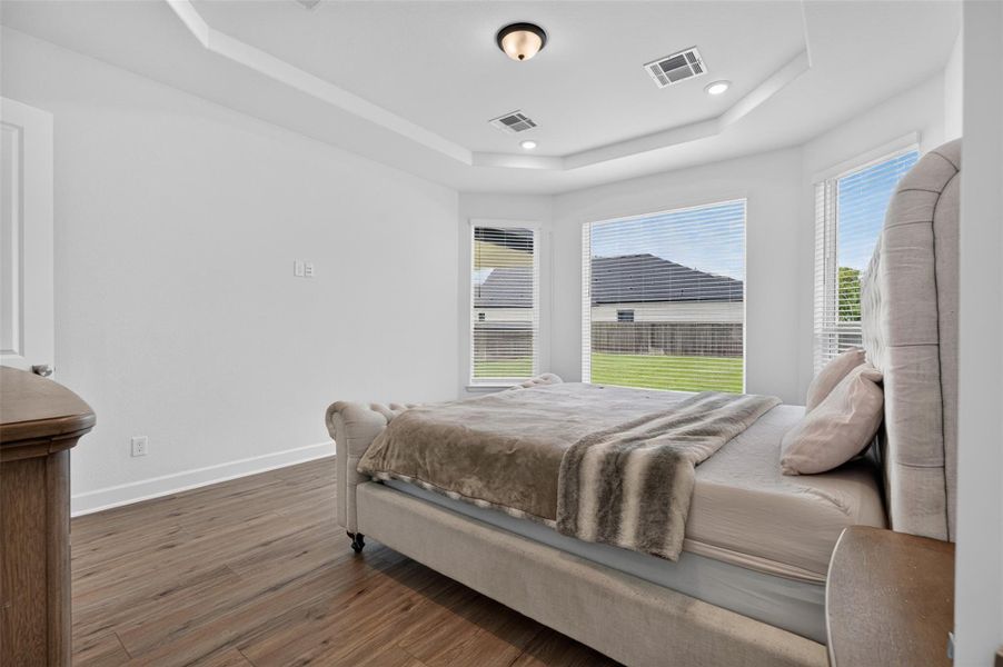 Furnished interior view inside a new home in , Missouri City (Image 30).