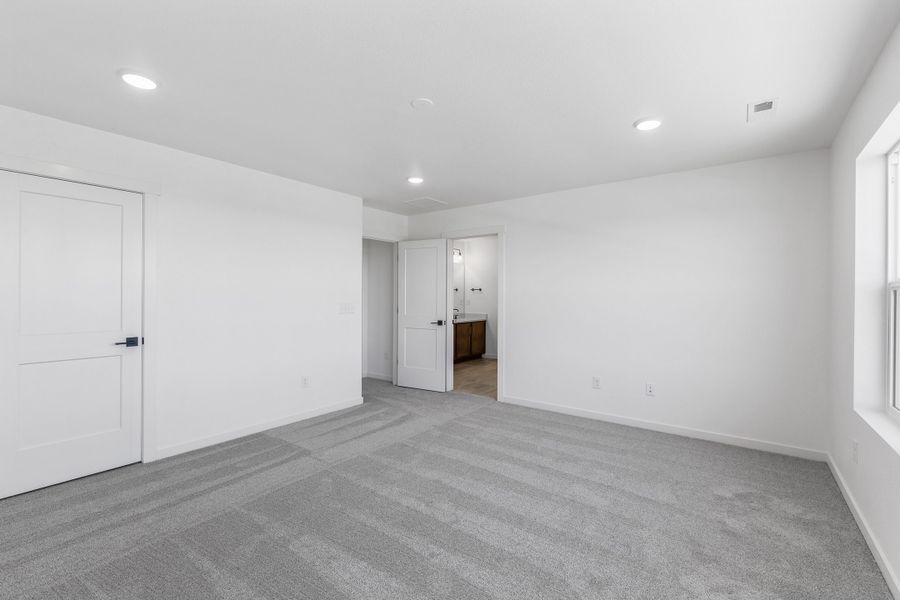 Representative unfurnished interior of a home built from the Bloom Series - Wallflower by Brightland Homes in Granary, Johnstown (Image 17). Representative unfurnished interior of a home built from the Bloom Series - Wallflower by Brightland Homes in Granary, Johnstown (Image 17).