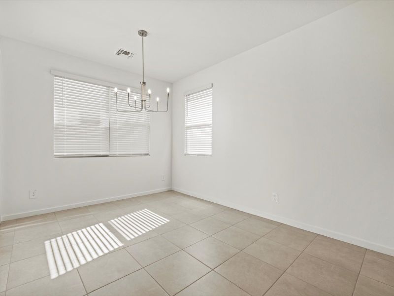 Spacious, unfurnished interior of a new home in Allure Vista Estate Series, Buckeye (Image 14).