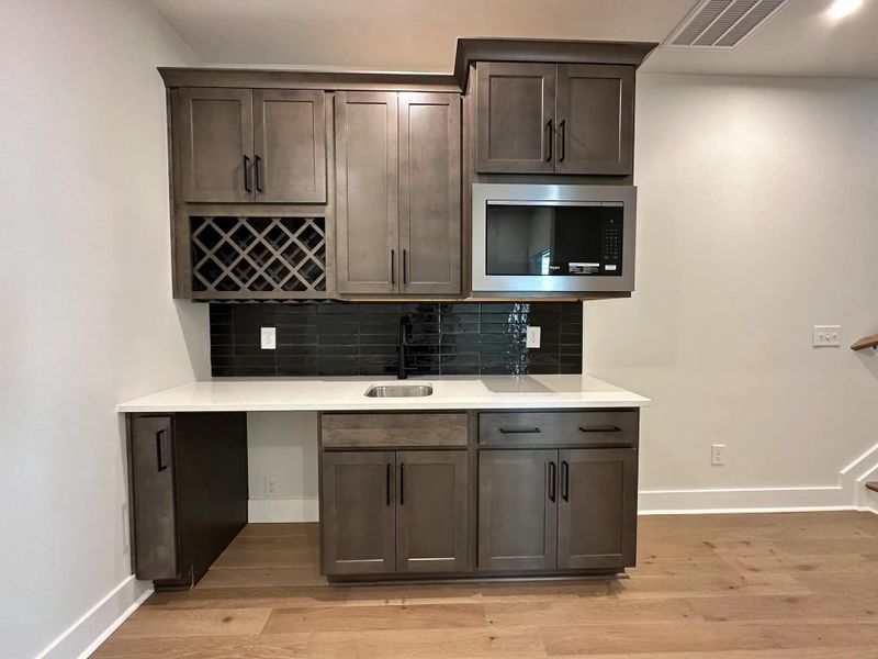 The Ballar B Wet Bar