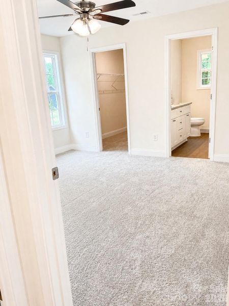 Spacious, unfurnished interior of a new home in , Salisbury (Image 26).