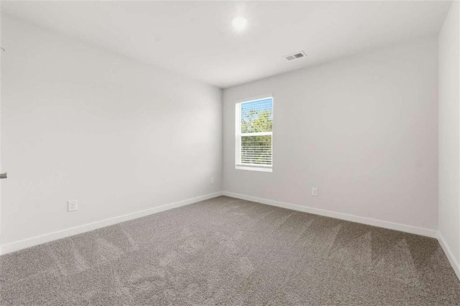 Spacious, unfurnished interior of a new home in The Enclave at Stonewall Station, Union City (Image 11).