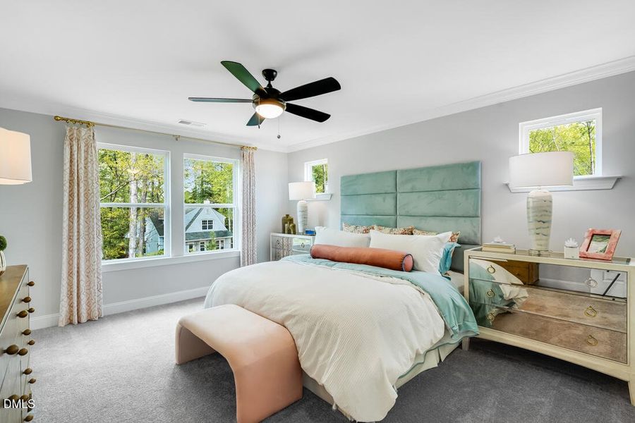 willow-master-bedroom-001