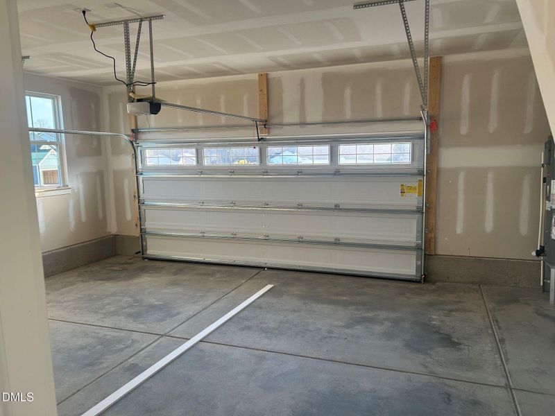 RVF 36 side entry garage