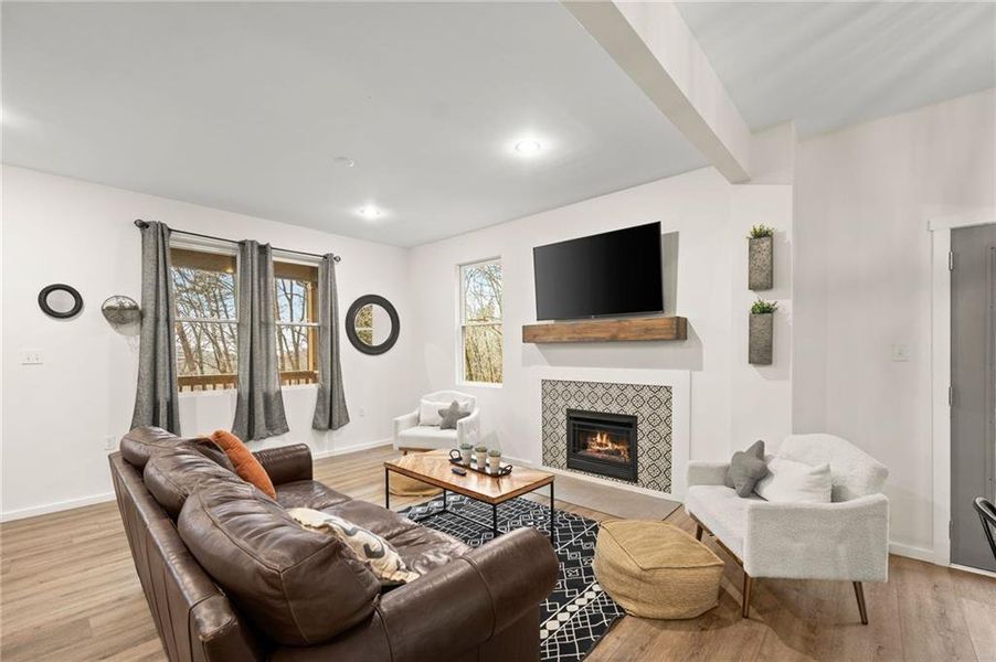 Furnished interior view inside a new home in , Dahlonega (Image 7).