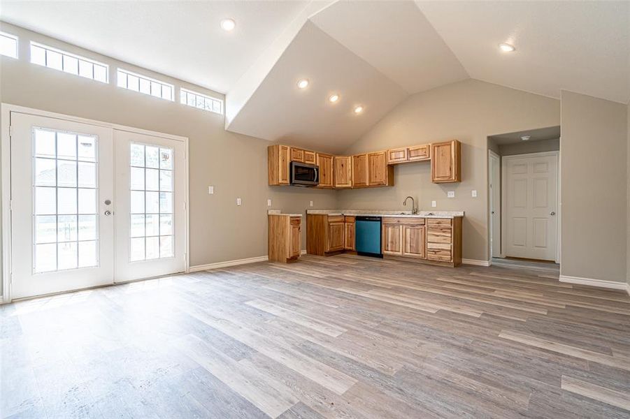 Spacious, unfurnished interior of a new home in , Dublin (Image 13).