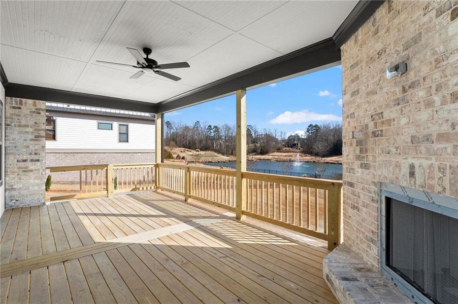 Exterior details and patio area of a home in , Jefferson (Image 3).