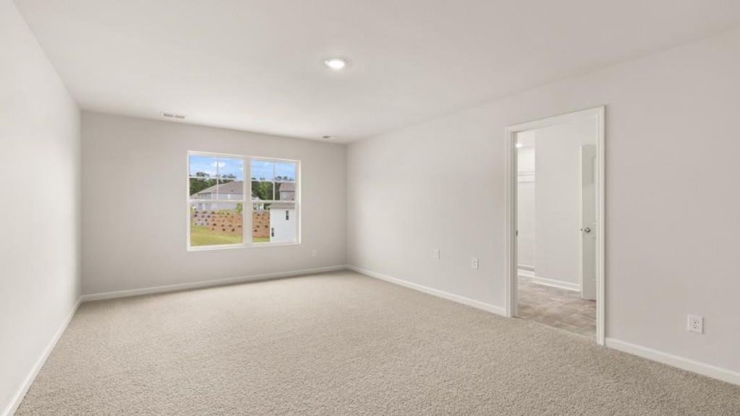 Spacious, unfurnished interior of a new home in Thompson Ridge, Dallas (Image 20). Spacious, unfurnished interior of a new home in Thompson Ridge, Dallas (Image 20).