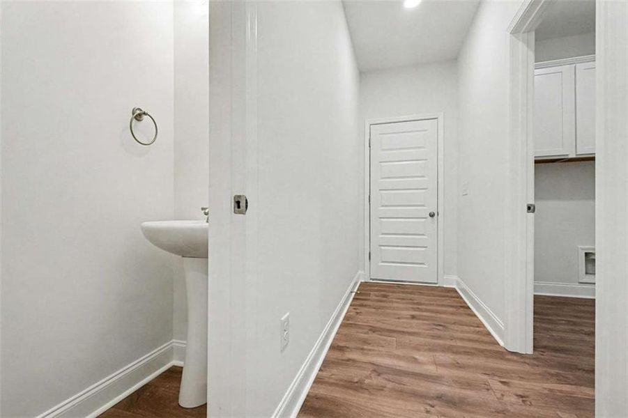 Spacious, unfurnished interior of a new home in , Douglasville (Image 16). Spacious, unfurnished interior of a new home in , Douglasville (Image 16).