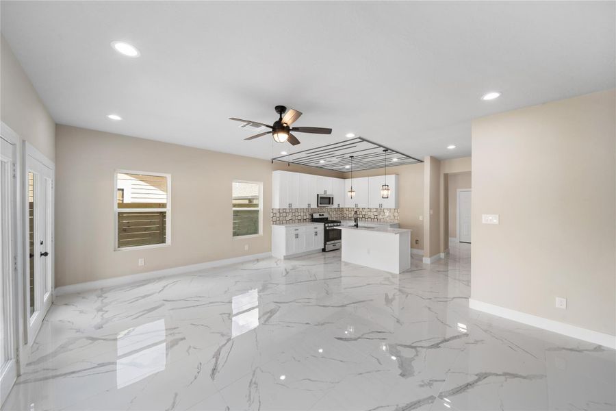 Image 19 of a home in . Image 19 of a home in .