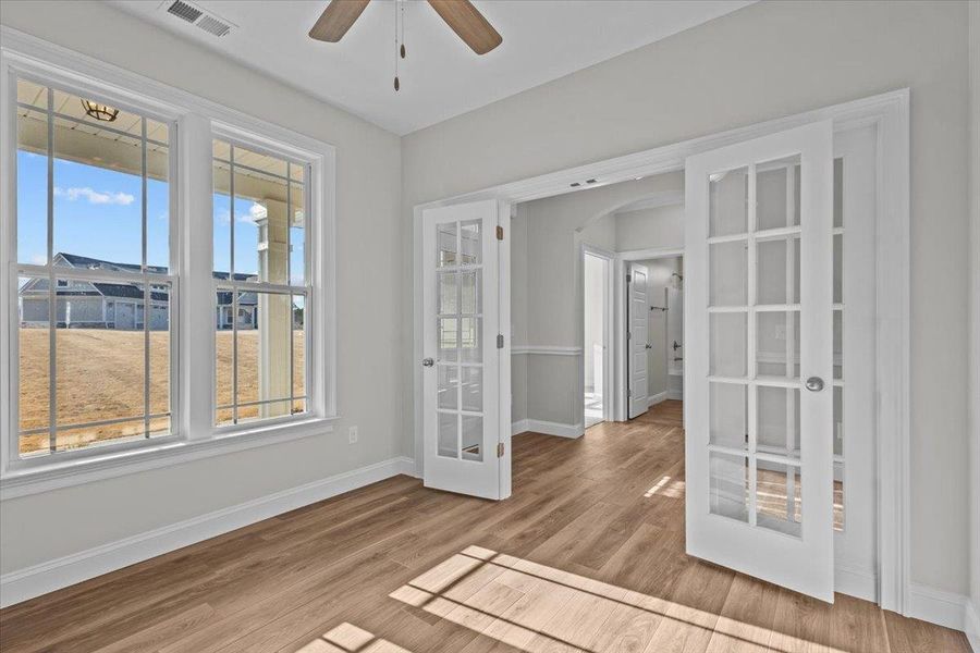 Spacious, unfurnished interior of a new home in Messer Farms, Inman (Image 12).
