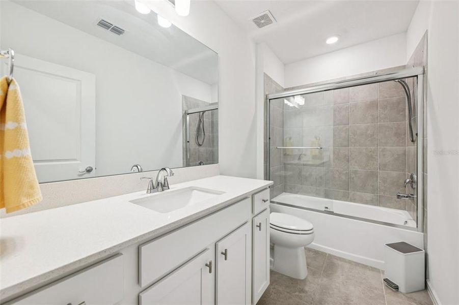 Furnished interior view inside a new home in , Ocala (Image 18).