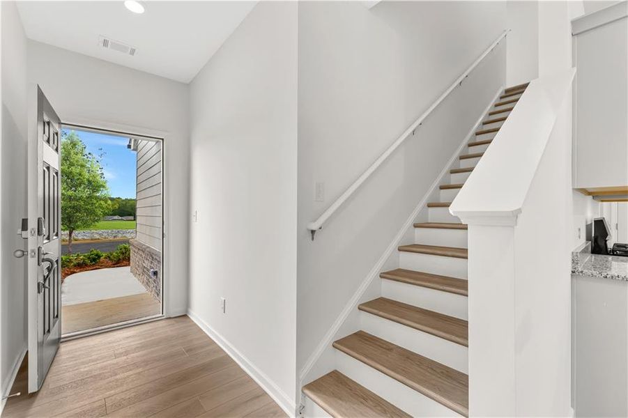 Spacious, unfurnished interior of a new home in Timber Ridge, Douglasville (Image 3). Spacious, unfurnished interior of a new home in Timber Ridge, Douglasville (Image 3).