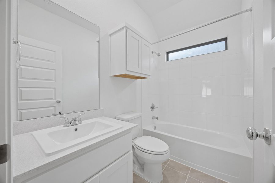 Furnished interior view inside a new home in Trinity Ranch, Elgin (Image 13).