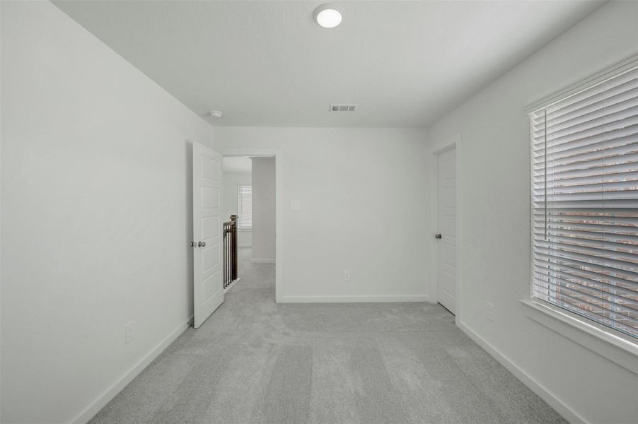 Spacious, unfurnished interior of a new home in Pinewood at Grand Texas, New Caney (Image 11). Spacious, unfurnished interior of a new home in Pinewood at Grand Texas, New Caney (Image 11).