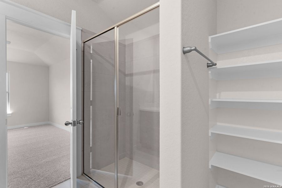Close-up of interior finishes inside a home in Westridge, San Antonio (Image 12).