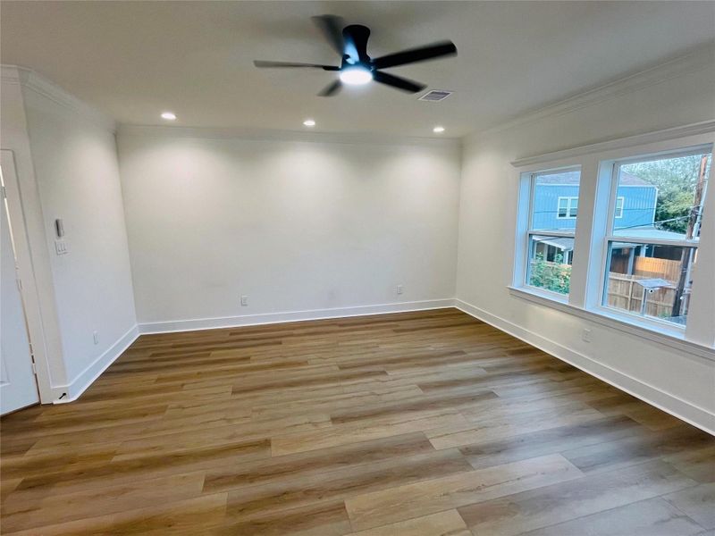 Spacious, unfurnished interior of a new home in , Houston (Image 17).