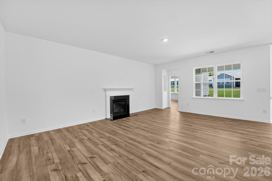 Spacious, unfurnished interior of a new home in Roselyn, Lancaster (Image 14). Spacious, unfurnished interior of a new home in Roselyn, Lancaster (Image 14).
