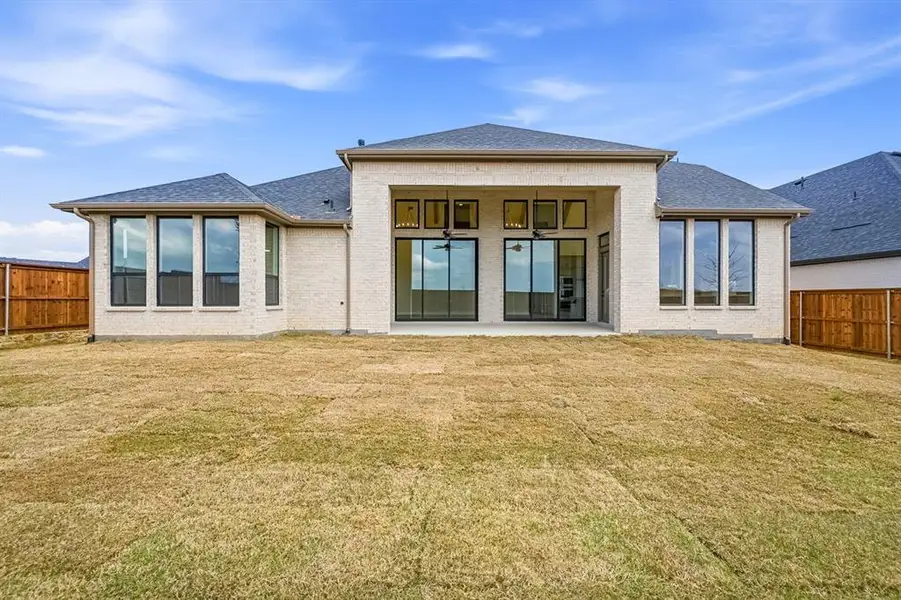 Exterior details and patio area of a home in Mustang Lakes, Celina (Image 3).