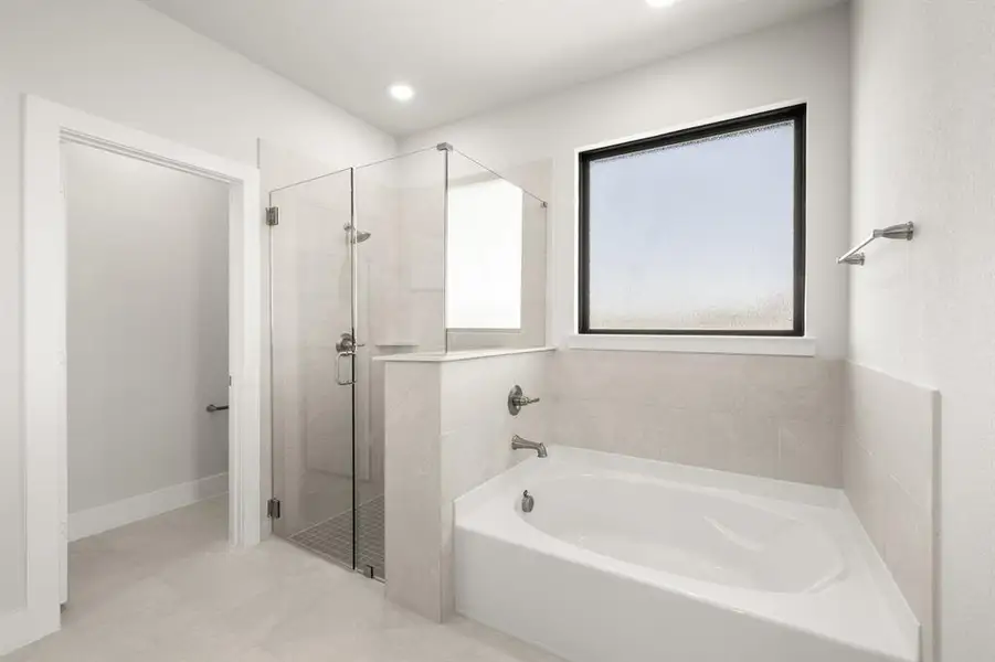 2431 Oak Knoll- Primary Suite (4)