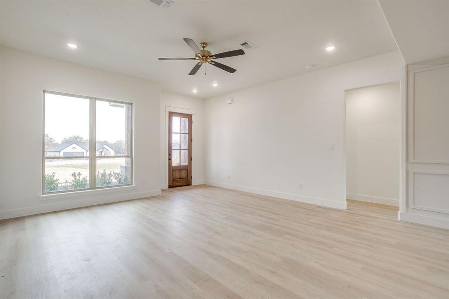 Spacious, unfurnished interior of a new home in , Millsap (Image 19). Spacious, unfurnished interior of a new home in , Millsap (Image 19).